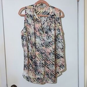 Tahari 1X Plus Size Sleeveless V Neck Top Light Weight